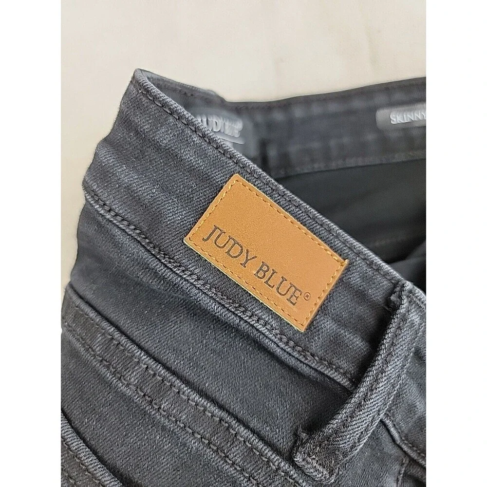 Judy Blue‎ Skinny Jeans Womens 3/26 Black Distressed Leopard Print Patch Edgy